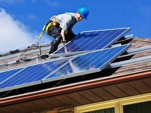 Гибридные солнечные электростанции (с аккумуляторами) – экономия и прибыль